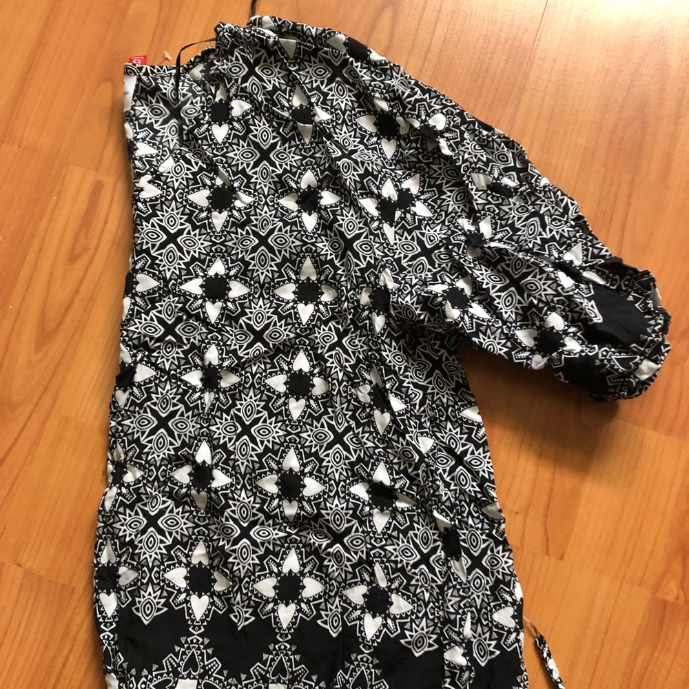 Black and White Printed Top
